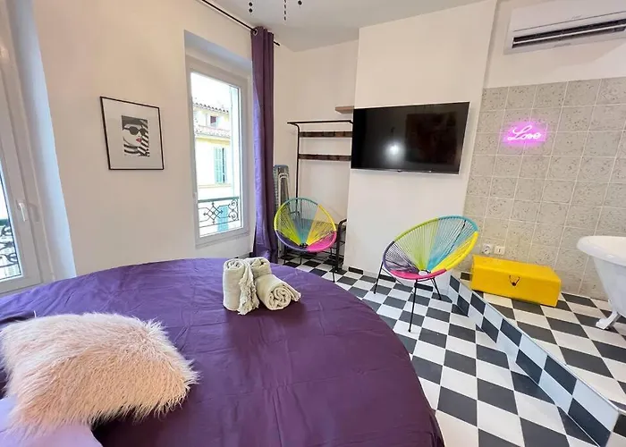 La Suite Popart - Baignoire - Lit Rond