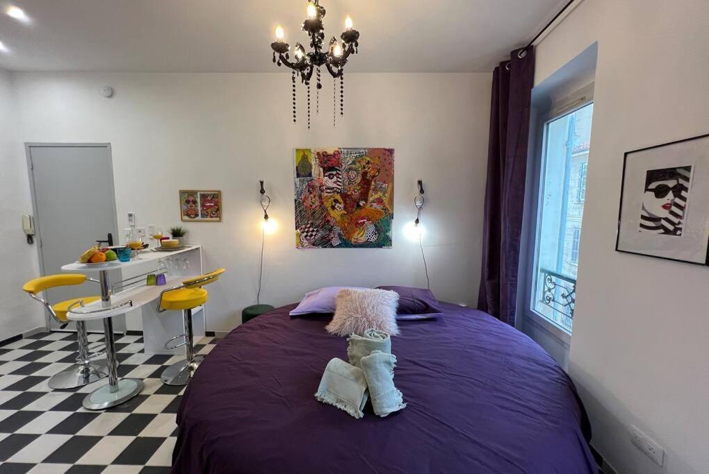 Appartement La Popart - Baignoire - Lit Rond Marseille